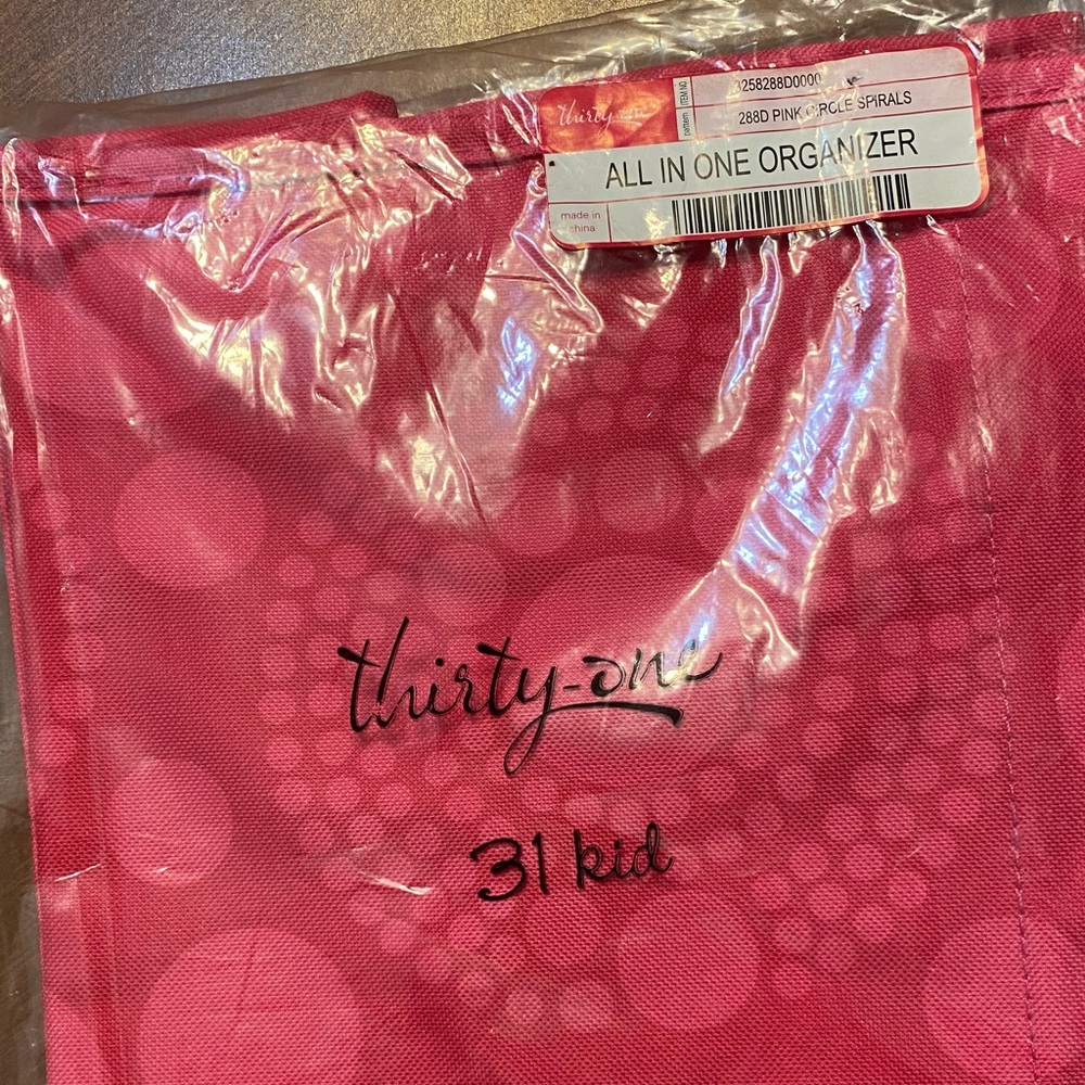 Thirty-One Kids Pink Circle Spirals All In One Organizer NEW